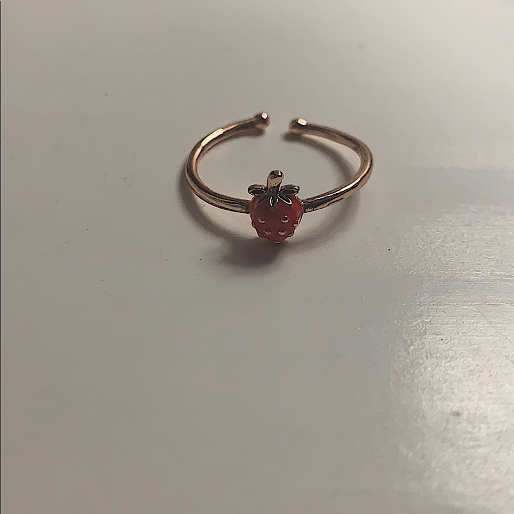 rose gold strawberry ring